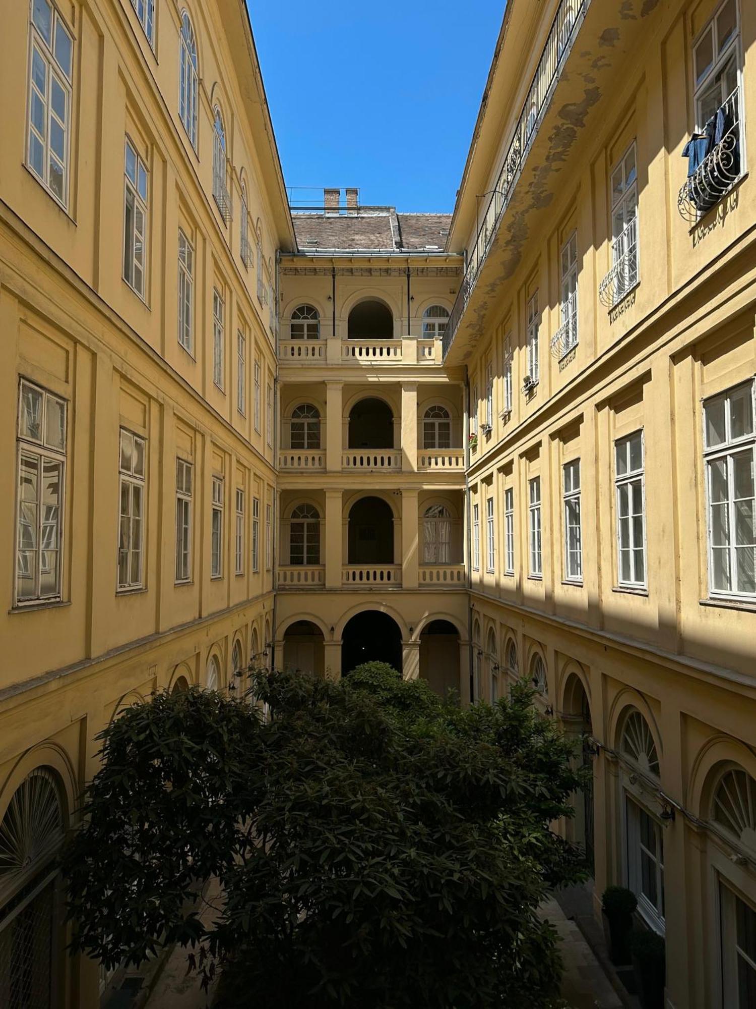 Dolce Vita Basilica Budapest Exterior foto